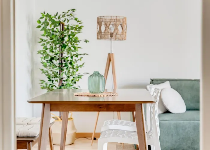 Elegance, Charme Et Confort